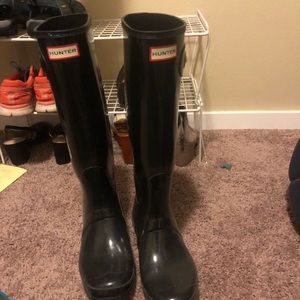 Black Tall Hunter Boots